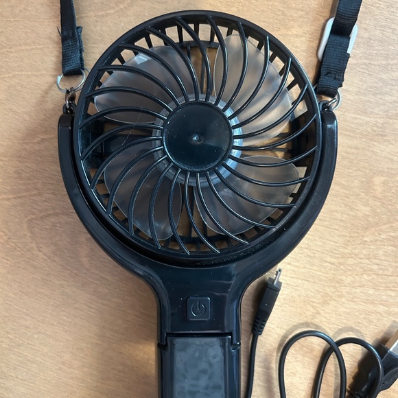 Portable Fan with Lanyard - Picture 3 of 9